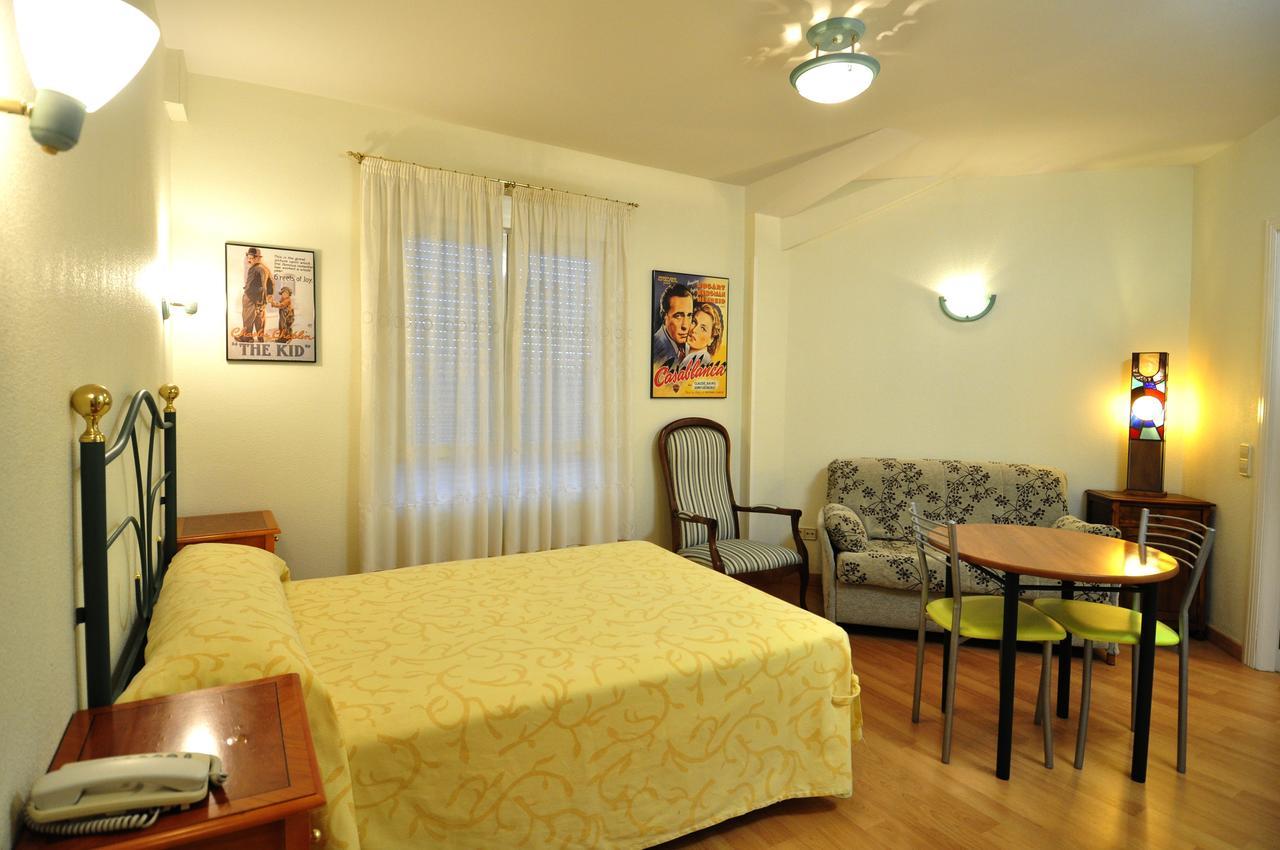 Hotel Apartamentos Aralso Sotillo Ла Ластрия Екстериор снимка